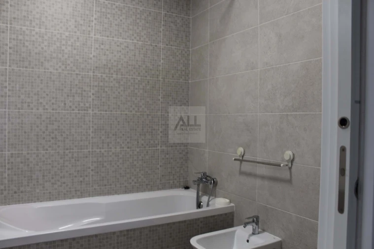 Apartamento T2 para Venda em Portimão Foto 31