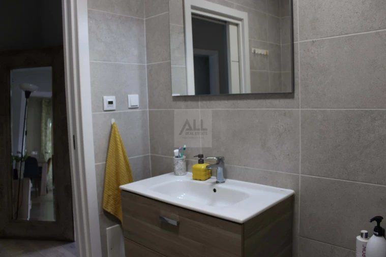 Apartamento T2 para Venda em Portimão Foto 30