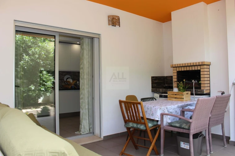 Apartamento T2 para Venda em Portimão Foto 15