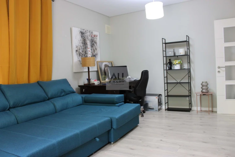 Apartamento T2 para Venda em Portimão Foto 5