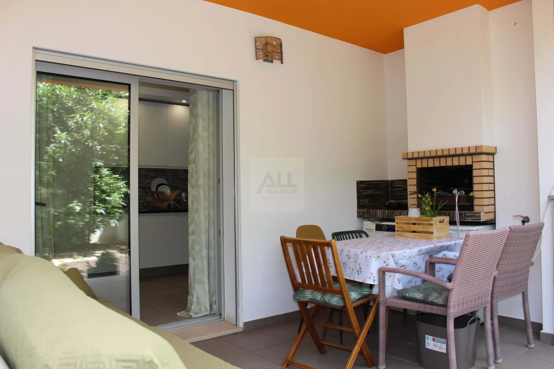 Apartamento T2 para Venda em Portimão Foto 15