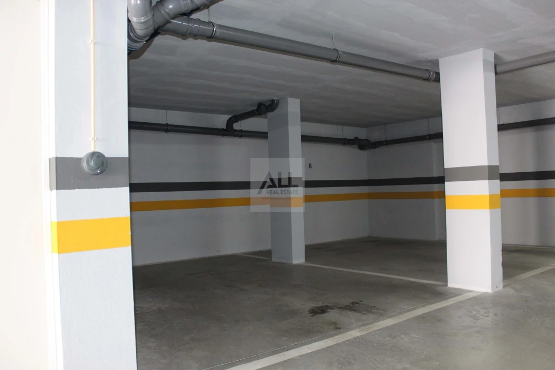Apartamento T2 para Venda em Portimão Foto 47