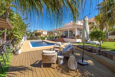 Moradia T4 para Venda em Ferragudo