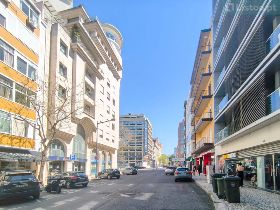 Apartamento T2 para Venda em Avenidas Novas Foto 29