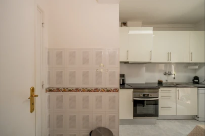Apartamento T2 para Venda em Sacavém e Prior Velho