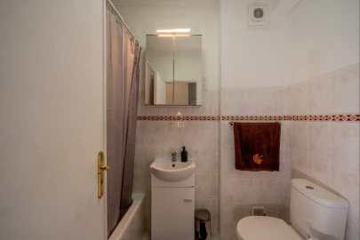 Apartamento T2 para Venda em Sacavém e Prior Velho