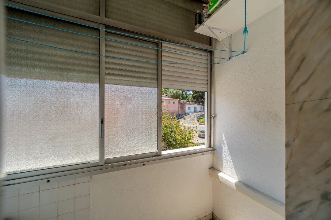 Apartamento T2 para Venda em Sacavém e Prior Velho Foto 31