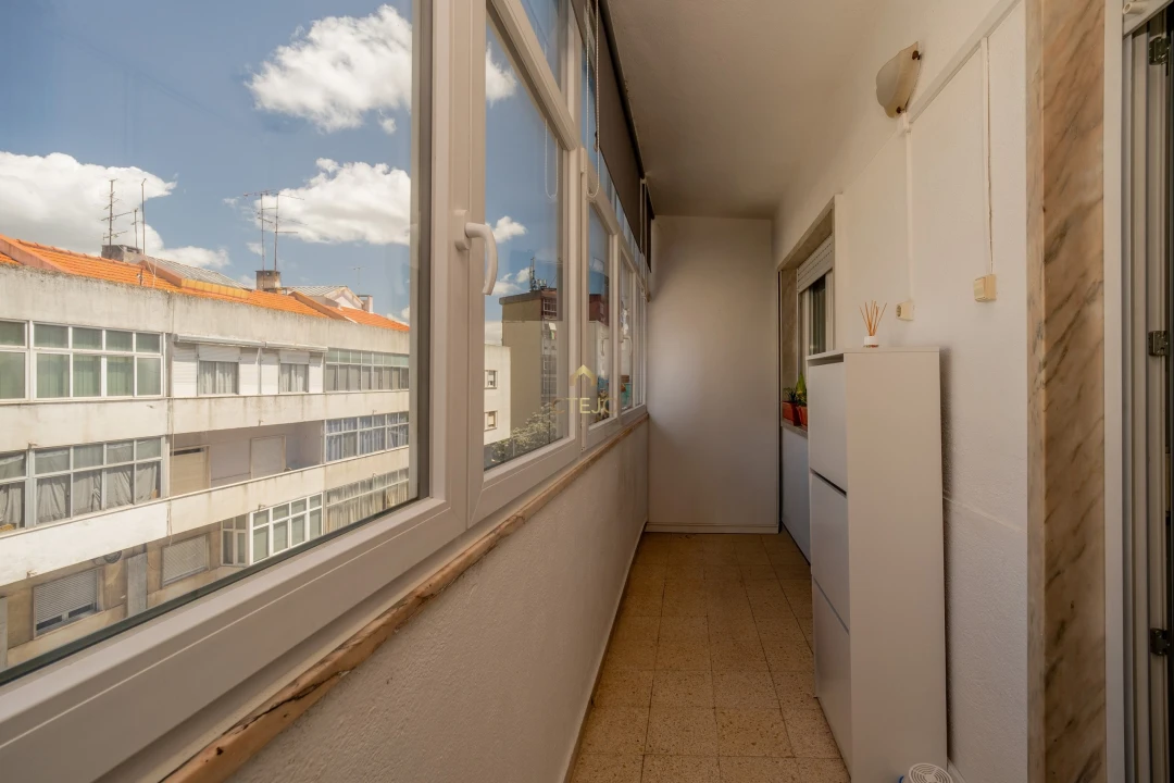 Apartamento T2 para Venda em Sacavém e Prior Velho Foto 9