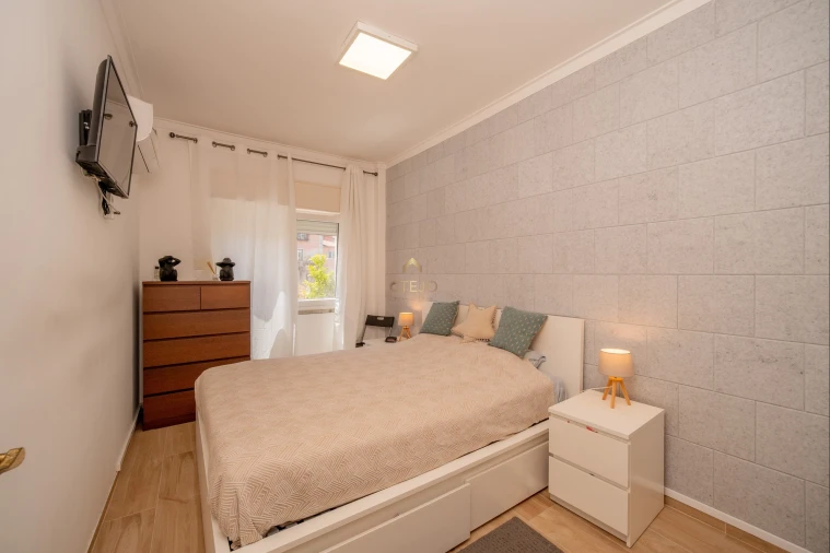 Apartamento T2 para Venda em Sacavém e Prior Velho Foto 17