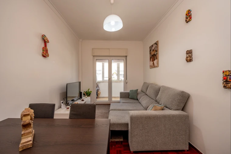 Apartamento T2 para Venda em Sacavém e Prior Velho Foto 6