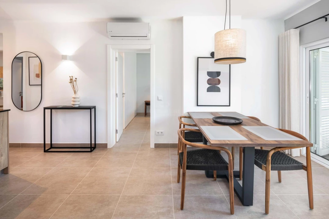Apartamento T1 para Venda em Lagoa e Carvoeiro Foto 3