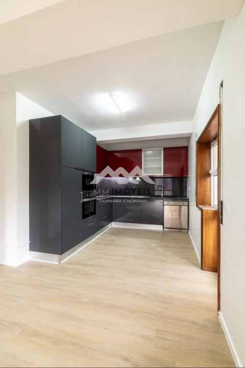 Apartamento T2 para Venda em Baguim do Monte (Rio Tinto)