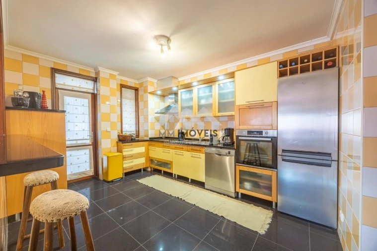 Apartamento T3 para Venda em Santa Marinha e São Pedro da Afurada Foto 12