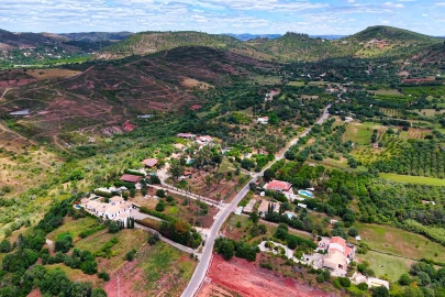 Quinta T8 para Venda em São Bartolomeu de Messines