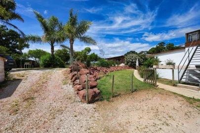 Quinta T8 para Venda em São Bartolomeu de Messines