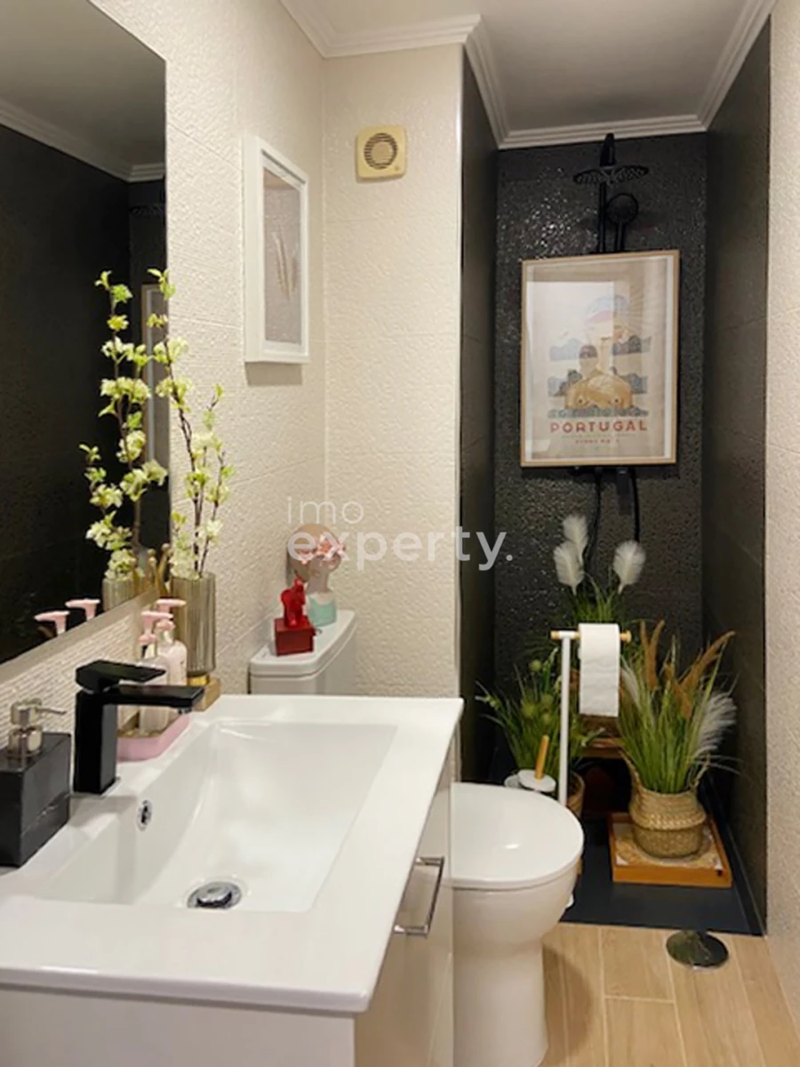 Apartamento T3 para Venda em São Martinho Foto 11