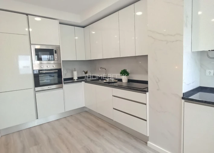 Apartamento T3 para Venda em Benfica Foto 4