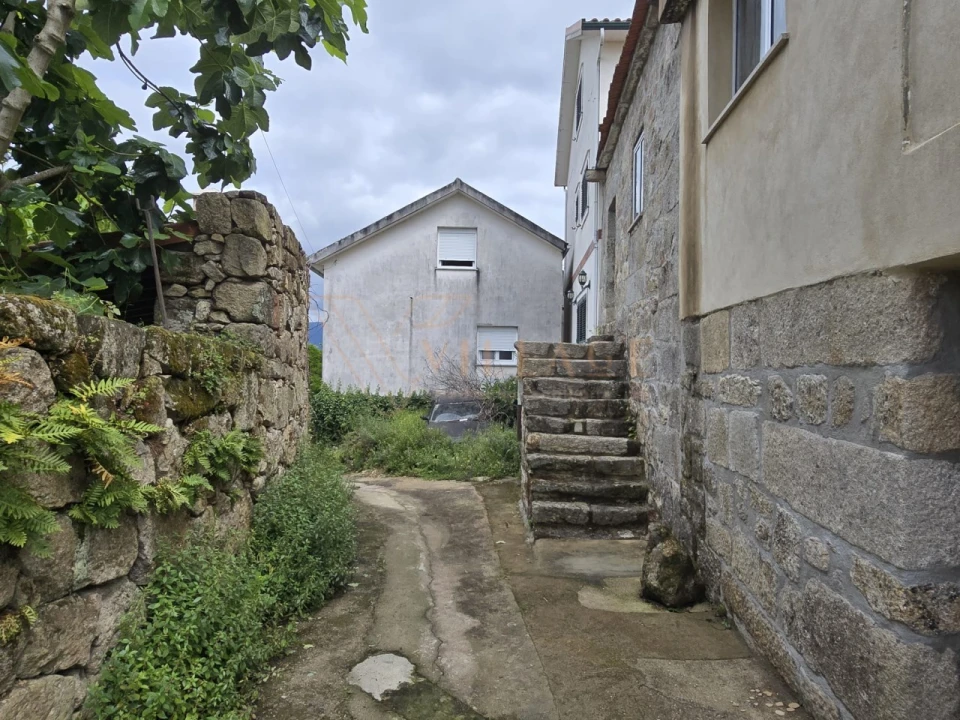 Moradia T3 para Venda em Paderne Foto 5