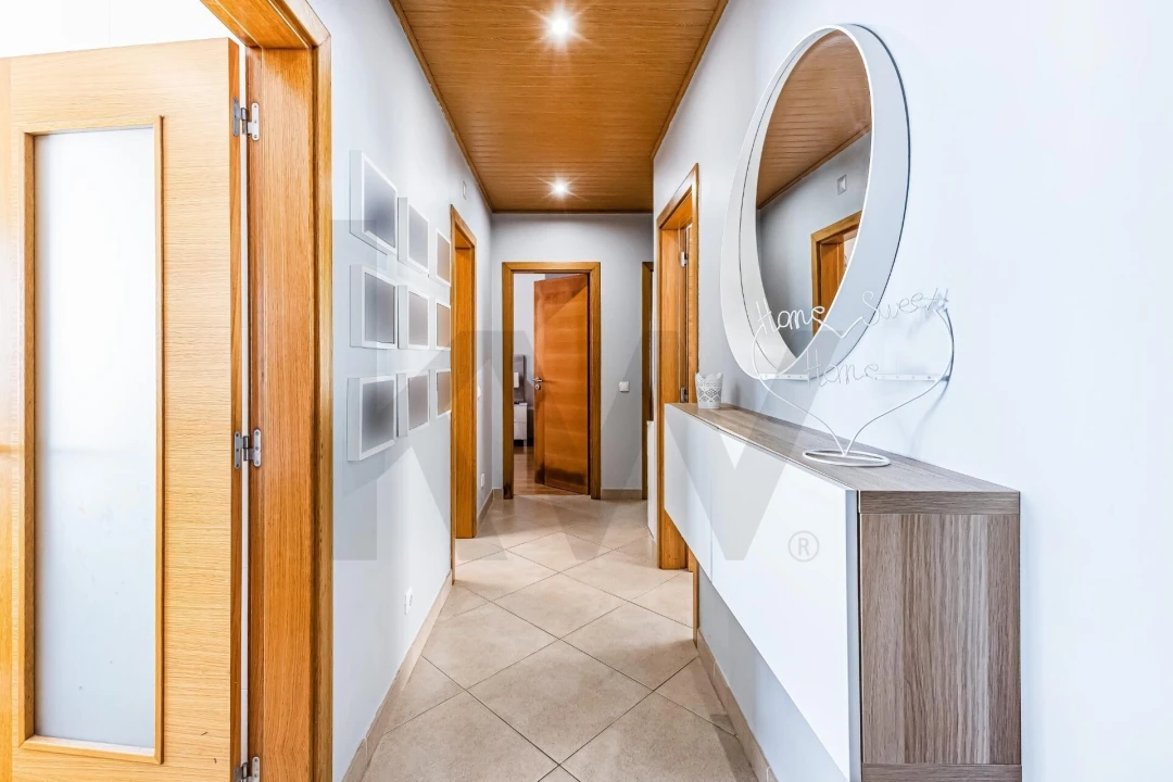 Apartamento T2 para Venda em Silves Foto 3