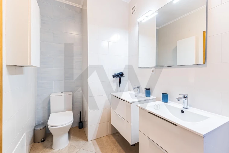 Apartamento T2 para Venda em Silves Foto 16