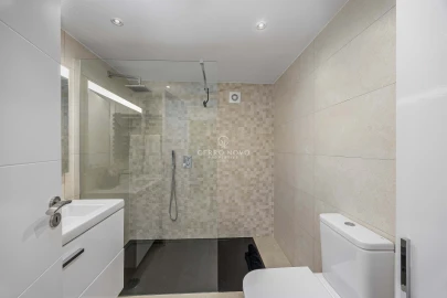 Apartamento T3 para Venda em Albufeira e Olhos de Água