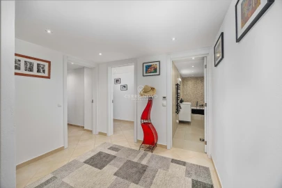 Apartamento T3 para Venda em Albufeira e Olhos de Água