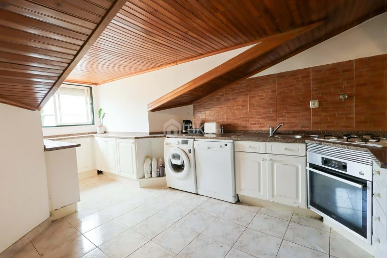 Apartamento T3 para Venda em Arroios Foto 9