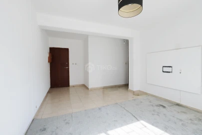 Apartamento T1 para Venda em Baixa da Banheira e Vale da Amoreira