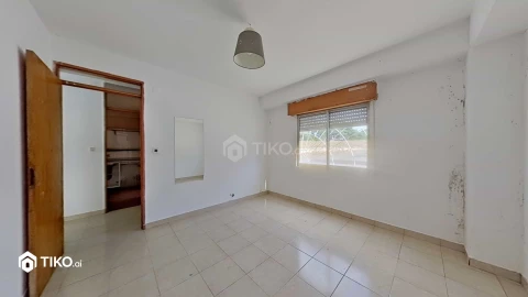 Apartamento T1 para Venda em Baixa da Banheira e Vale da Amoreira
