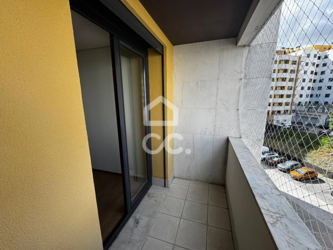 Apartamento T2 para Arrendamento em Loures Foto 22