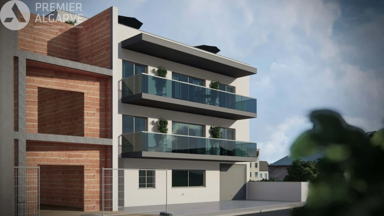 Apartamento T1 para Venda em Quarteira Foto 5