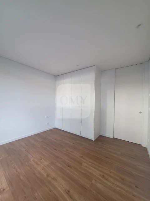 Apartamento T1 para Arrendamento em Nossa Senhora da Conceição, São Pedro e São Dinis