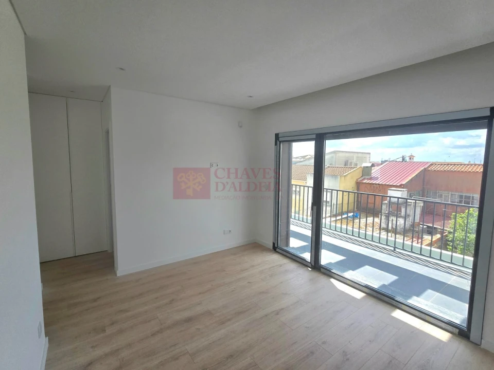 Moradia T3 para Venda em Santa Iria de Azoia, São João da Talha e Bobadela Foto 17