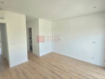 Moradia T3 para Venda em Santa Iria de Azoia, São João da Talha e Bobadela