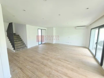 Moradia T3 para Venda em Santa Iria de Azoia, São João da Talha e Bobadela