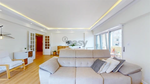 Apartamento T2 para Venda em Póvoa de Santa Iria e Forte da Casa