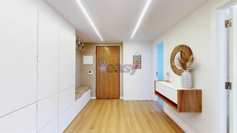 Apartamento T2 para Venda em Póvoa de Santa Iria e Forte da Casa