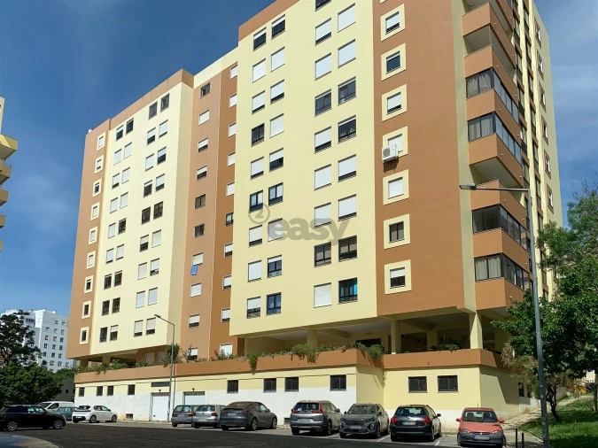Apartamento T2 para Venda em Póvoa de Santa Iria e Forte da Casa Foto 35