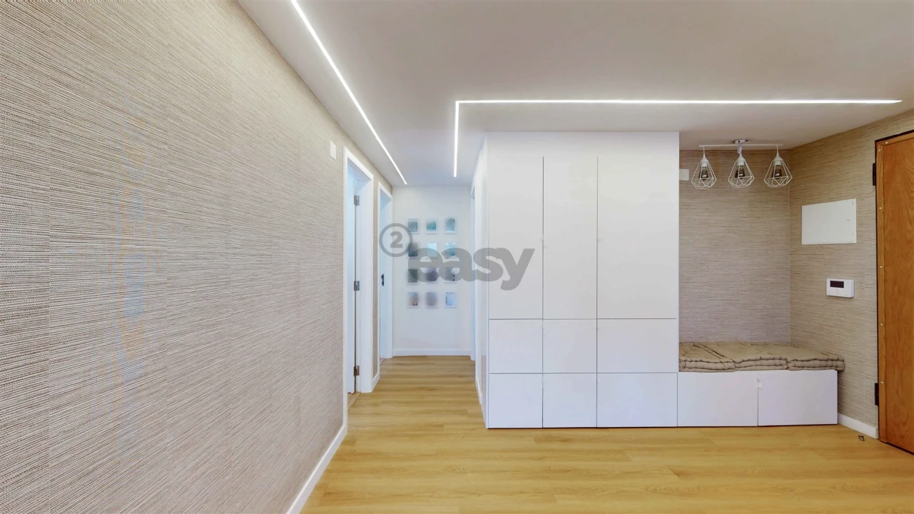 Apartamento T2 para Venda em Póvoa de Santa Iria e Forte da Casa Foto 5