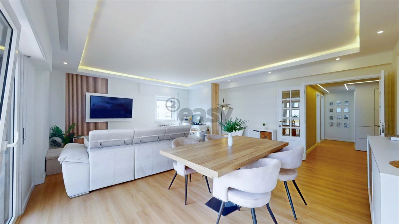 Apartamento T2 para Venda em Póvoa de Santa Iria e Forte da Casa Foto 9