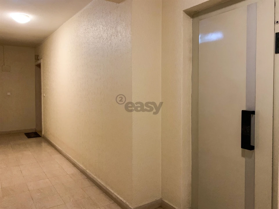 Apartamento T2 para Venda em Póvoa de Santa Iria e Forte da Casa Foto 33