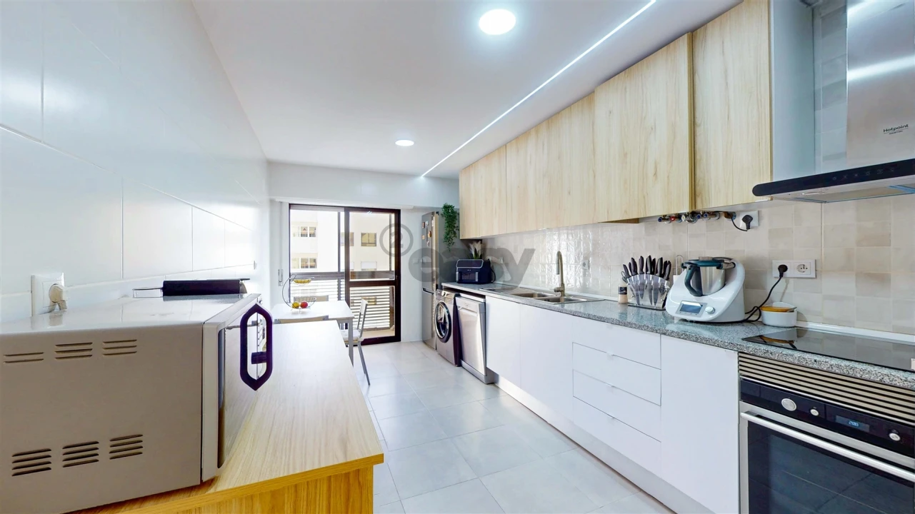 Apartamento T2 para Venda em Póvoa de Santa Iria e Forte da Casa Foto 12