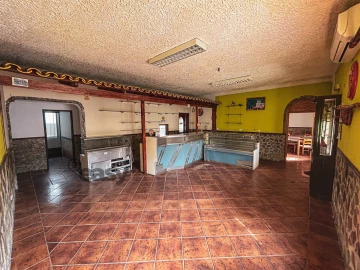Moradia T3 para Venda em São Bartolomeu do Outeiro e Oriola