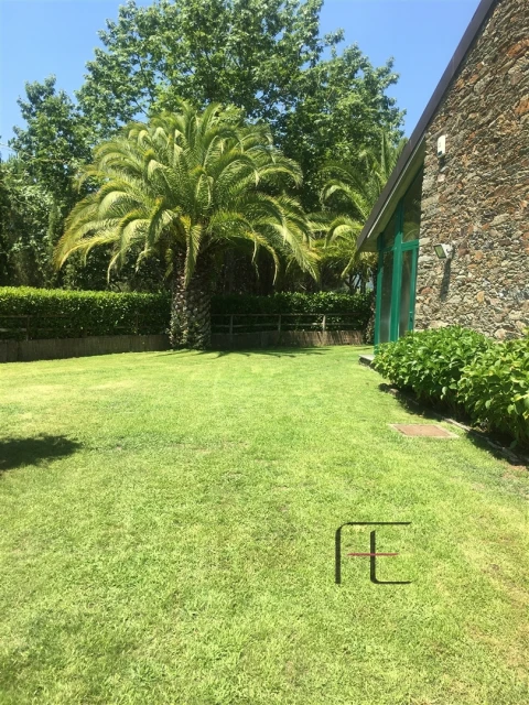 Quinta T4 para Venda em Fontes