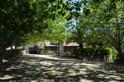 Quinta T4 para Venda em Fontes