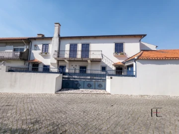 Moradia T4 para Venda em Canidelo