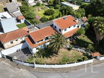 Moradia T3 para Venda em Madalena
