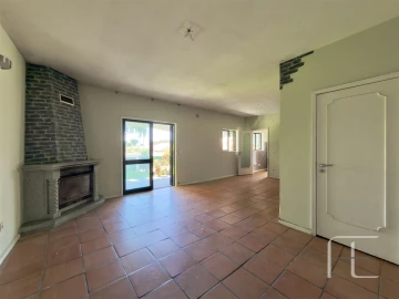 Moradia T3 para Venda em Madalena