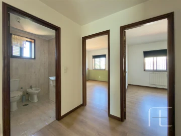 Moradia T3 para Venda em Madalena