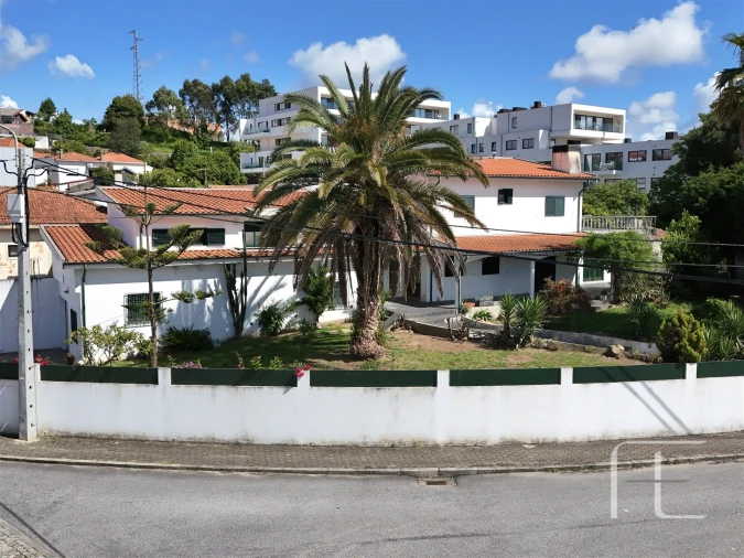 Moradia T3 para Venda em Madalena Foto 4